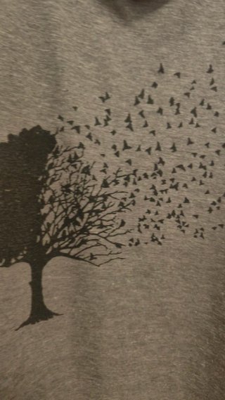 Camiseta tirantes árbol pájaros gris