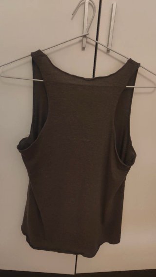 Camiseta tirantes árbol pájaros gris