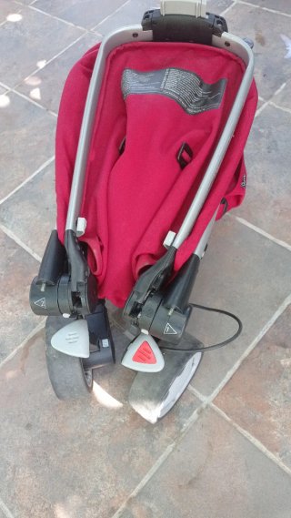 Silla de paseo Quinny roja