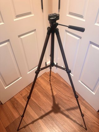Nikon D3100 - LOTE Cámara Réflex + tripode