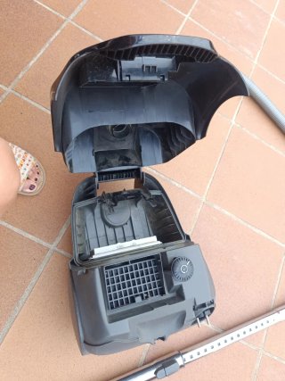 Aspirapolvere Bosch Nero