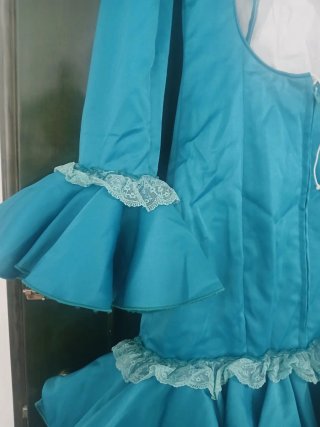 Traje de flamenca verde azulado