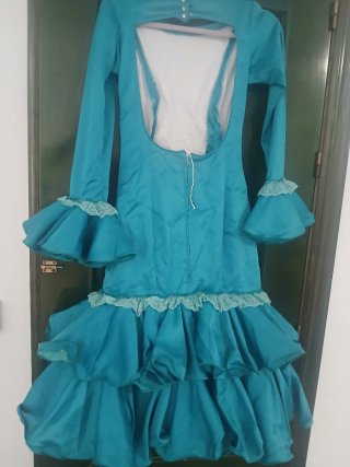 Traje de flamenca verde azulado
