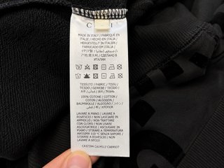 Sudadera Gucci con capucha negra