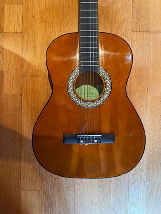 Guitarra 3/4 Victoria Romanza + funda