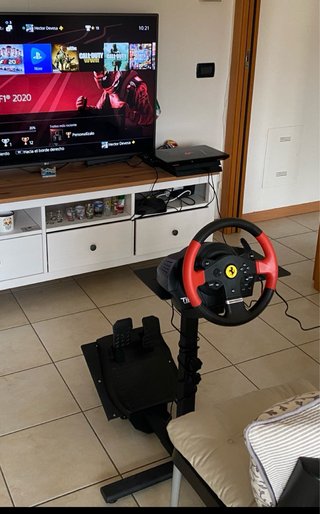 Volante Thrustmaster T150 Ferrari con Soporte