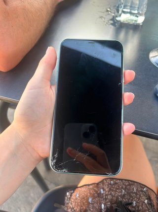 iPhone 11 128 GB Verde. Salud bateria 75%