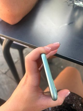 iPhone 11 128 GB Verde. Salud bateria 75%
