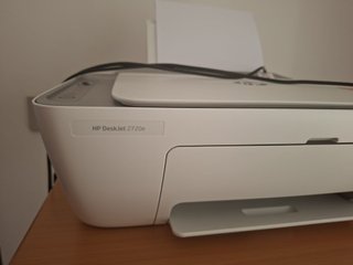 Stampante HP DeskJet 2720e