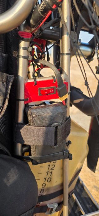Paramotor Air Conception + Vela Ozone + Paracaídas