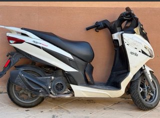 Aprilia SXR 50cc 2022 Scooter