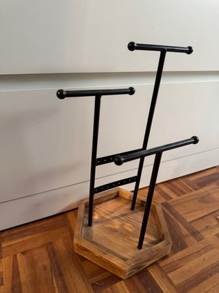 Expositor Joyas Metálico y Madera