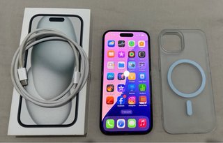 iPhone 15 128GB Negro/Gris