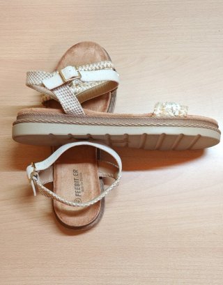 Sandalias Feebiter Beige/Blanco Talla 40