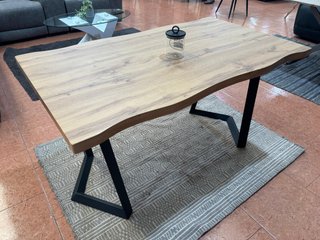 Mesa Comedor Industrial 140cm