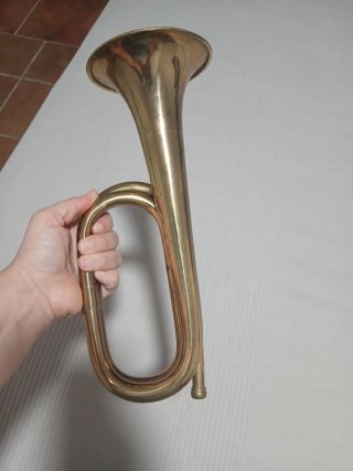 Corneta de latón