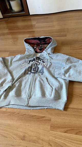 Sudadera Supreme x Maison Margiela Gris