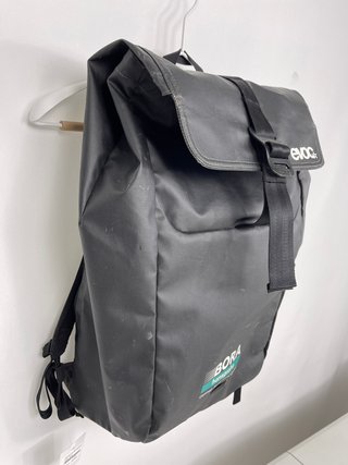 Mochila Evoc Bora Negra