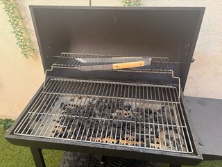 Barbacoa Carbón Negra - REGALO Soporte y Pinza