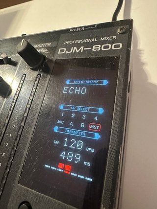 Pioneer DJM-800 + Flightcase Revisada