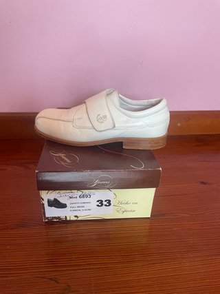 Traje Comunión Niño Blanco y azul. Regalo zapatos