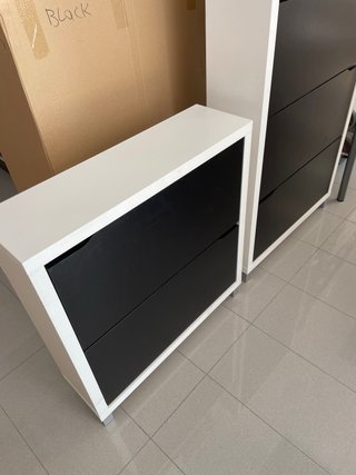 Zapatero Blanco y Negro