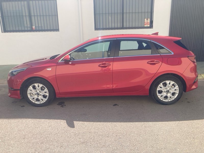 Kia cee'd 2023, foto 9
