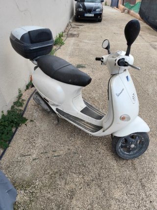 Piaggio Vespa ET4 125 Blanca