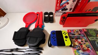 Nintendo Switch Completa + 6 Juegos + Accesorios