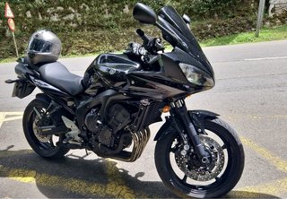 Yamaha FZ6 Negra Sportbike