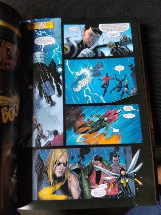 Marvel omnibus los poderosos vengadores