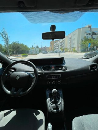 Renault Scenic 2010
