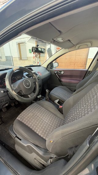 Renault Megane II 2006 1.6 gasolina 16V 112CV