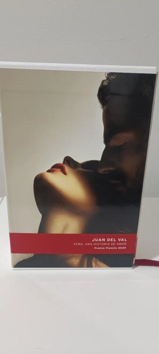 Estuche Premio Planeta 2025