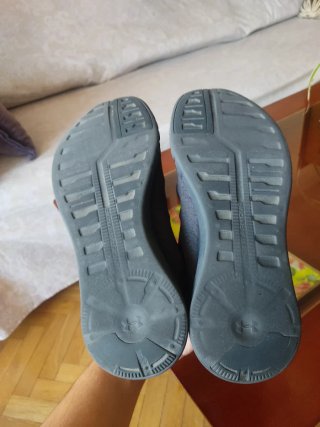 Zapatillas Under Armour negras