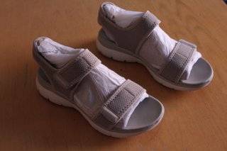 Sandalias Skechers Mujer Talla 37 Beige/Gris