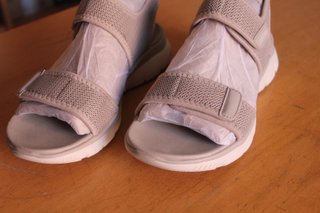 Sandalias Skechers Mujer Talla 37 Beige/Gris