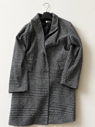 Abrigo de cuadros gris