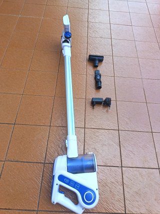 Aspirapolvere Polti con accessori