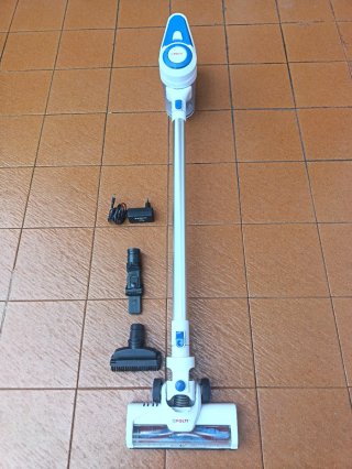 Aspirapolvere Polti con accessori