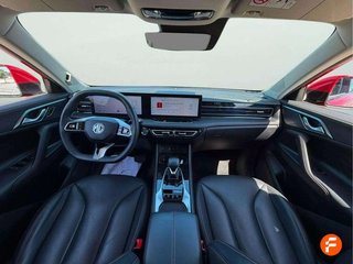 MG HS 1.5T Luxury DCT