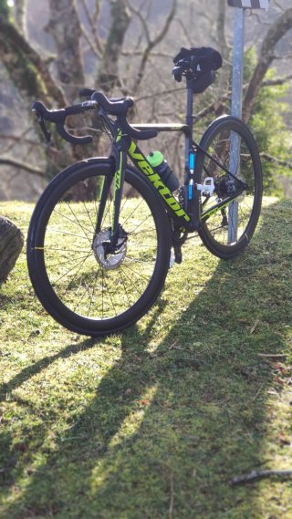 Bicicleta carretera Vektor Athom Carbono