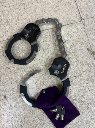 Master Lock Street Cuff Candado