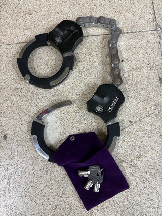 Master Lock Street Cuff Candado