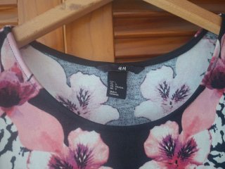 Vestido H&M estampado floral talla L