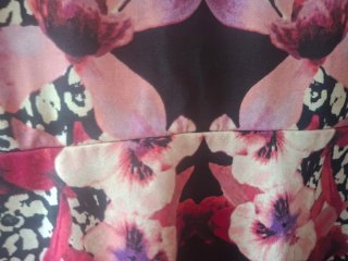 Vestido H&M estampado floral talla L