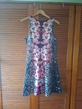 Vestido H&M estampado floral talla L