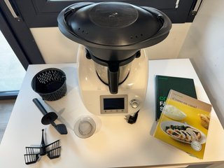 Thermomix TM5 con accesorios