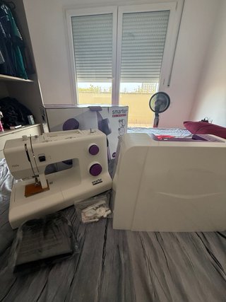 Máquina de coser Pfaff Smarter 150s Lila