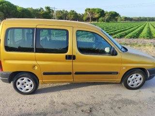 Berlingo 2002 adaptada conducción minusválidos
